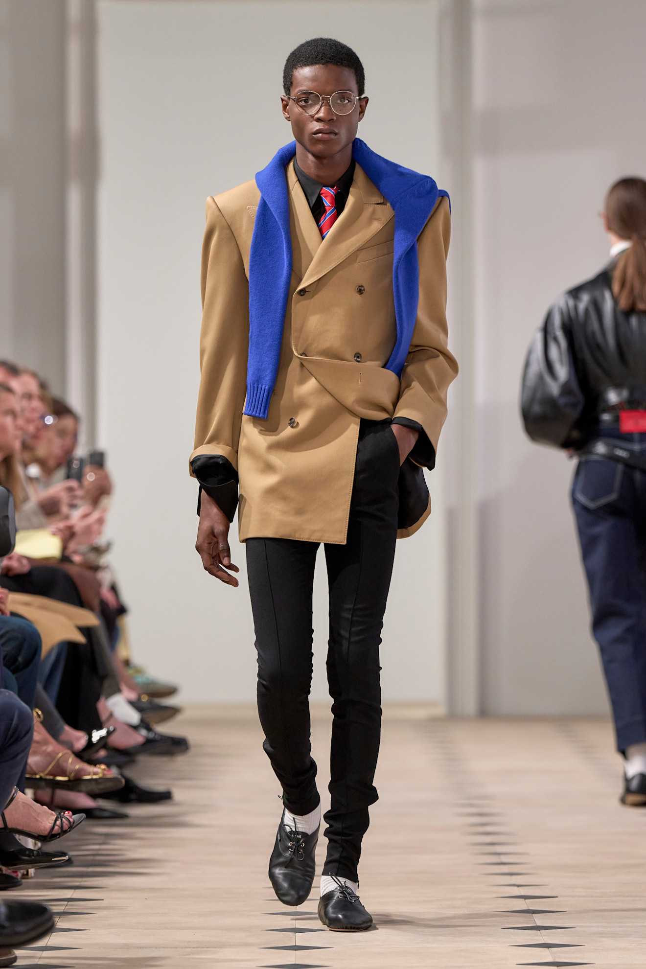 Paris Moda Haftası: Celine İlkbahar/Yaz 2026 Koleksiyonu / 8