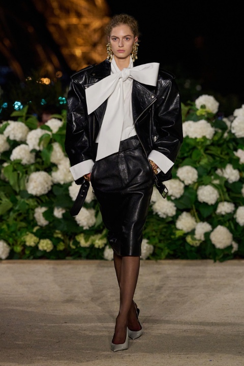 Paris Moda Haftası: Saint Laurent İlkbahar/Yaz 2026 / 0