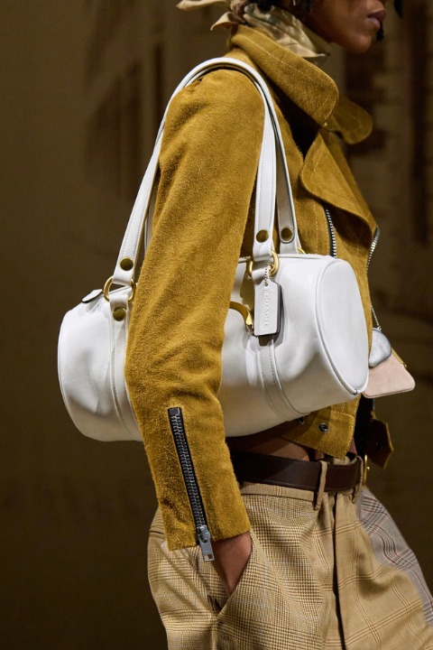 New York Moda Haftası’nda Radarımıza Giren Çantalar / 1