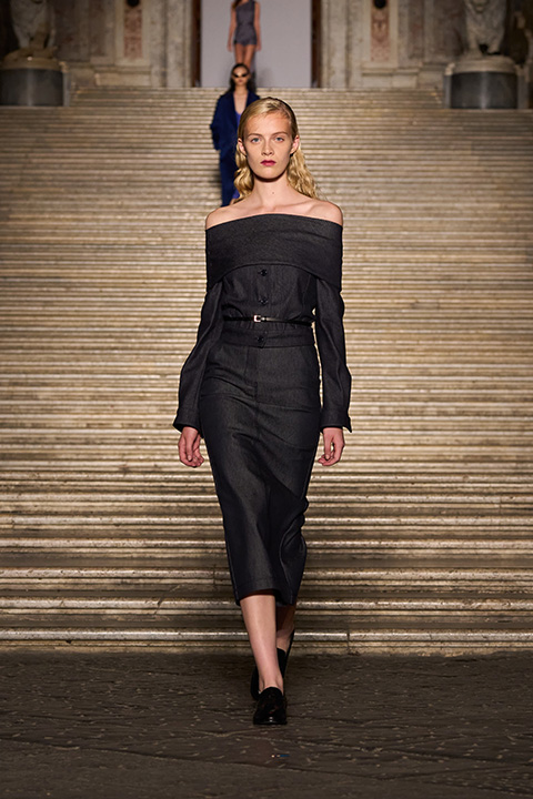 Max Mara 2026 Resort Koleksiyonu Napoli’de Tanıtıldı / 29