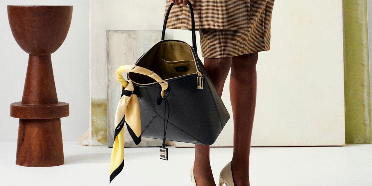 Modern It-Girl’ün Çantasında Olması Gereken 9 Şey