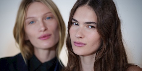 Kırmızıdan Maviye: LED Terapi Maskelerinin Cilde Etkileri