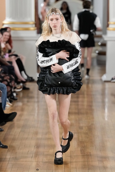 Londra Moda Haftası: Simone Rocha İlkbahar/Yaz 2026 / 10