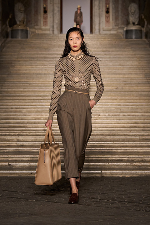 Max Mara 2026 Resort Koleksiyonu Napoli’de Tanıtıldı / 13