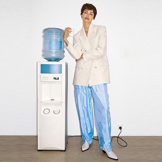 Sıcak Havalarda Ofis Şıklığını Korumak İçin 7 Stil Önerisi