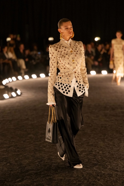 Paris Moda Haftası: Schiaparelli İlkbahar/Yaz 2026 / 2