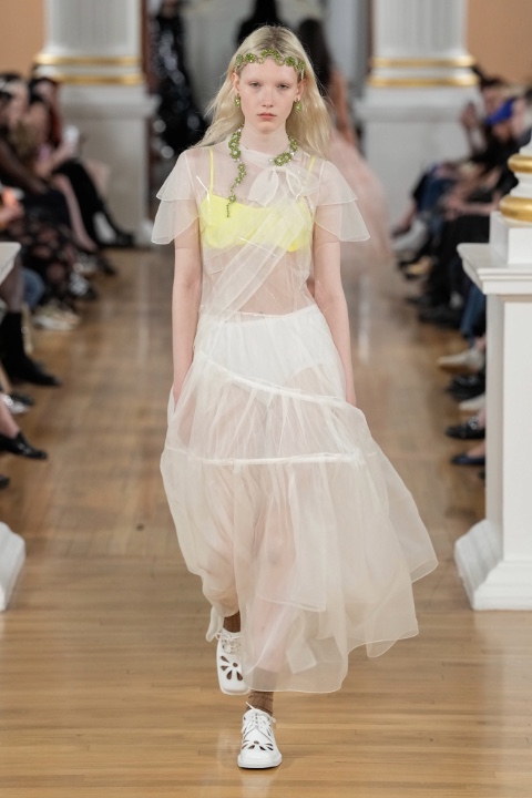 Londra Moda Haftası: Simone Rocha İlkbahar/Yaz 2026 / 17