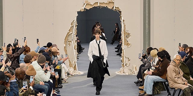 Sacai: Bir Ritmin Manifestosu