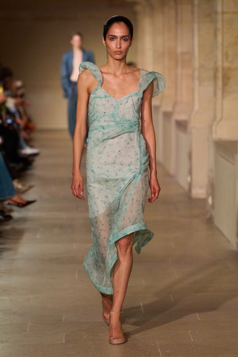 Paris Moda Haftası: Victoria Beckham İlkbahar/Yaz 2026 / 9