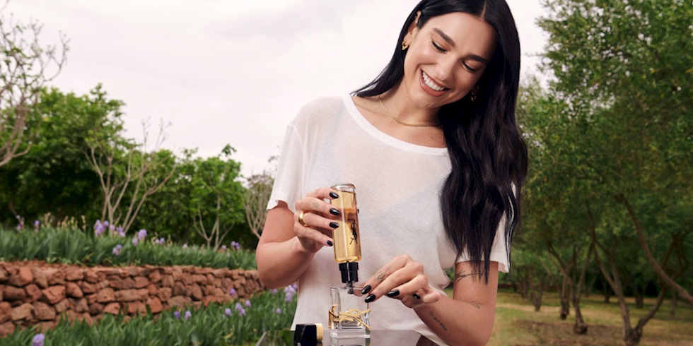 Yine ve Yeniden: Dua Lipa, YSL'nin Libre'siyle Buluştu!