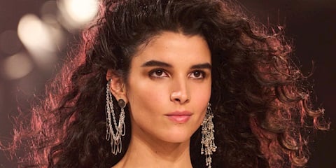 Döngüsel Saç Bakımı ile Rutininizi Yeniden Tanımlayın