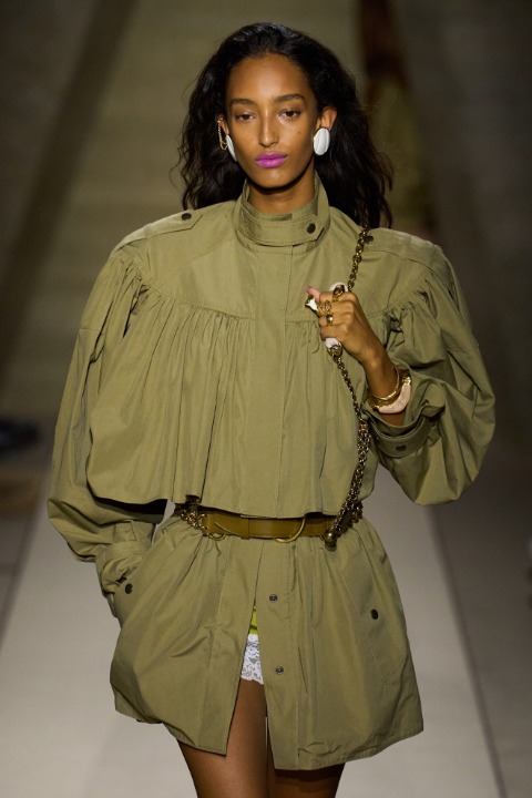 Paris Moda Haftası: Chloé İlkbahar/Yaz 2026 / 8