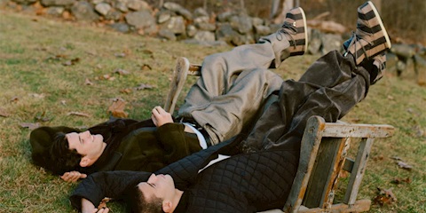 Soğuk Mevsime Sıcak Bir Bakış: Jacquemus ve Moon Boot’un Birleşen Dünyaları