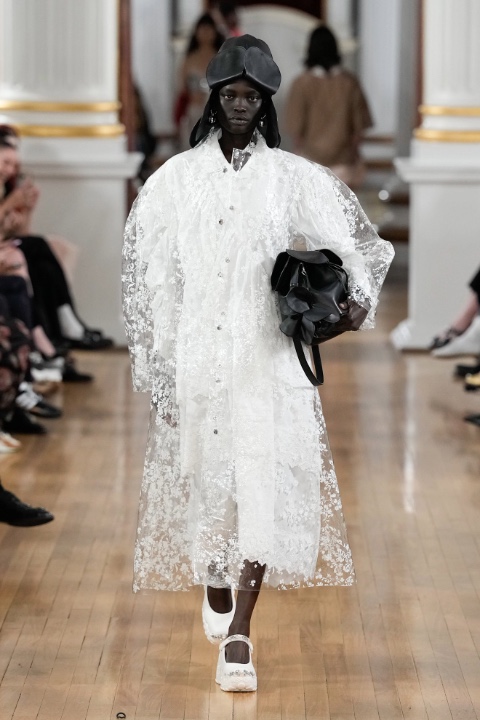 Londra Moda Haftası: Simone Rocha İlkbahar/Yaz 2026 / 6