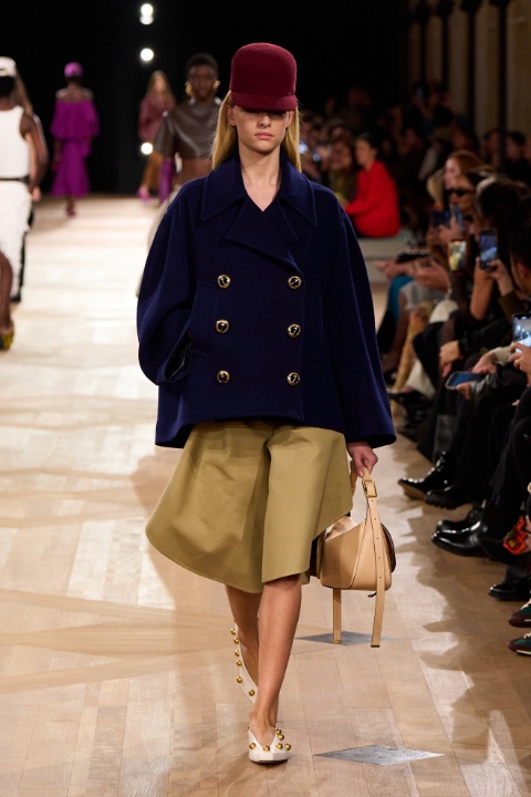 Paris Moda Haftası: Balenciaga İlkbahar/Yaz 2026 / 17
