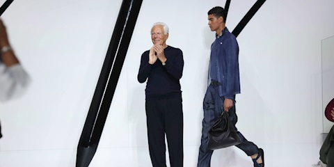 Giorgio Armani’nin Unutulmaz Kırmızı Halı İmzaları