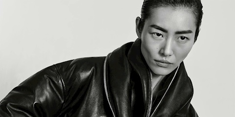 Sarah Burton’ın İlk Givenchy Kampanyası: Moda Dünyasında Kadın Dayanışmasına Güçlü Bir Selam Veriyor