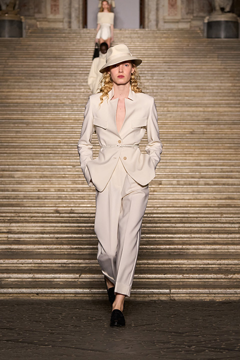Max Mara 2026 Resort Koleksiyonu Napoli’de Tanıtıldı / 33