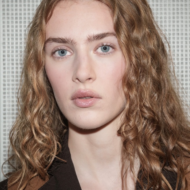 Pudra Fondötenleri Daha Yakından Tanıyalım