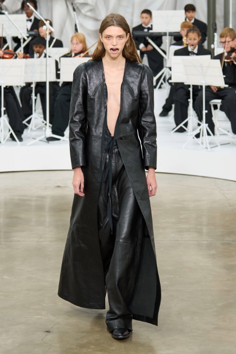 Paris Moda Haftası: Maison Margiela İlkbahar/Yaz 2026 / 0