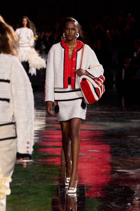 Paris Moda Haftası: Chanel İlkbahar/Yaz 2026 / 26