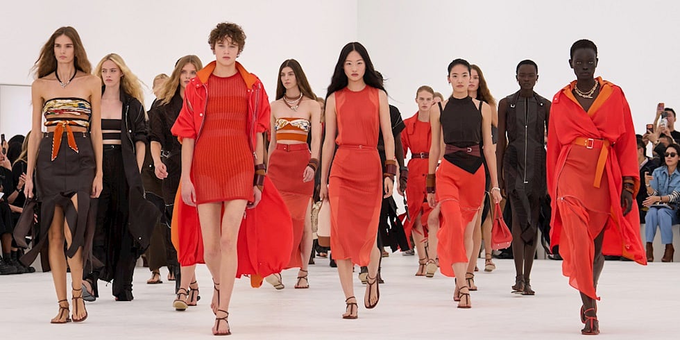 Paris Moda Haftası Hermès İlkbahar/Yaz 2027: Derinin Hafif Hali