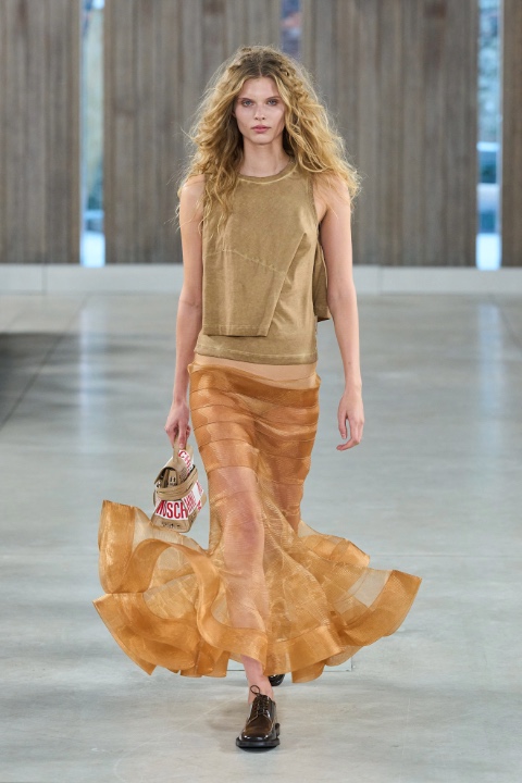 Milano Moda Haftası: Moschino İlkbahar/Yaz 2026 / 1