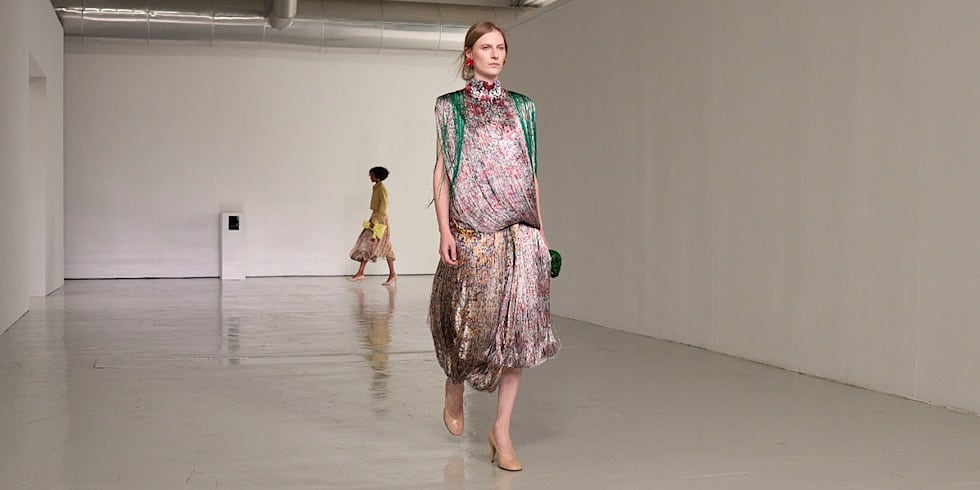 Milano Moda Haftası Bottega Veneta İlkbahar/Yaz 2027: Zanaatın Hafif Hali