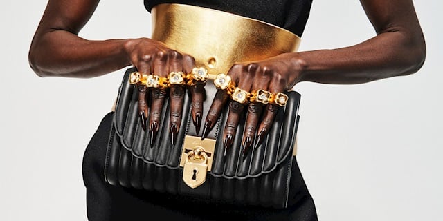 Blok Renkli Takıların Yükselişi