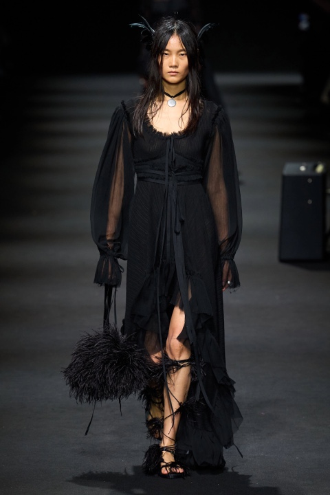Paris Moda Haftası: Ann Demeulemeester İlkbahar/Yaz 2026 / 8