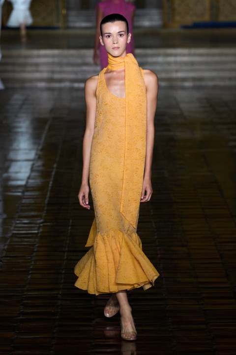 New York Moda Haftası: Prabal Gurung İlkbahar/Yaz 2026 / 12