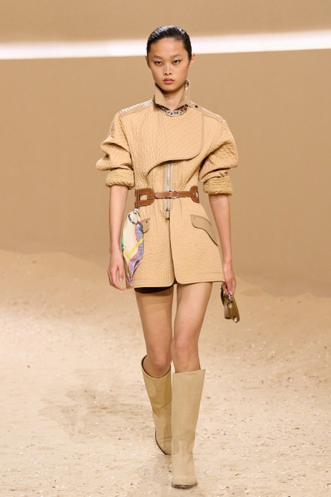 Paris Moda Haftası: Hermès İlkbahar/Yaz 2026 / 7