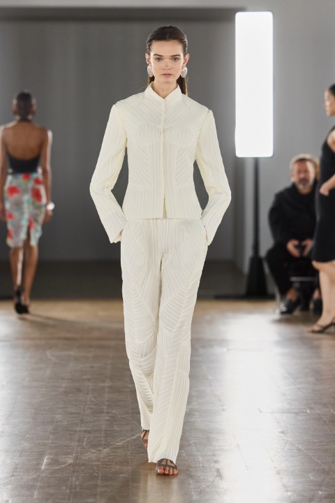 Paris Moda Haftası: Coperni İlkbahar/Yaz 2026 / 10