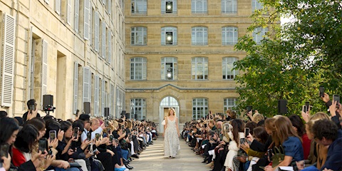 Paris Moda Haftası: Gabriela Hearst İlkbahar/Yaz 2026