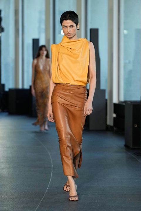 Paris Moda Haftası: Christopher Esber İlkbahar/Yaz 2026 / 10