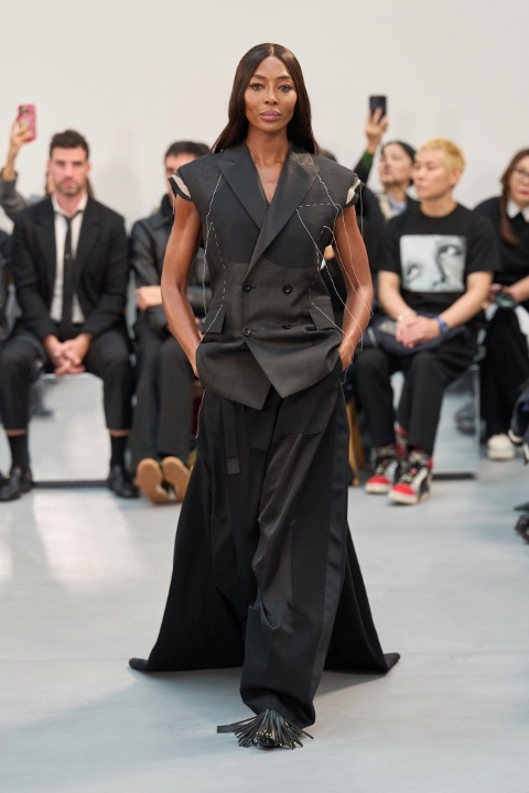 Paris Moda Haftası: Sacai İlkbahar/Yaz 2026 / 12