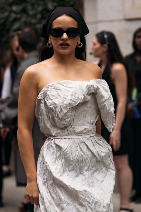 New York Moda Haftası: Sokak Görünümlerinde Göze Çarpan Şapkalar / 0