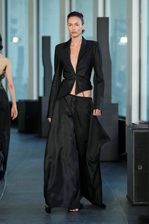 Paris Moda Haftası: Christopher Esber İlkbahar/Yaz 2026 / 13