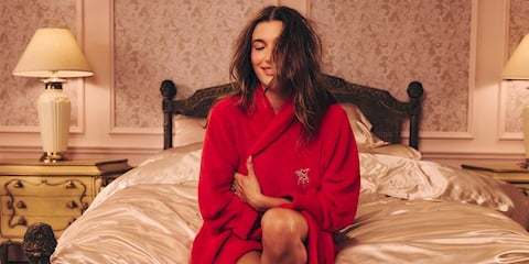 Hailey Bieber, Sevgililer Günü’nü Victoria’s Secret’la Kutlamaya Davet Ediyor